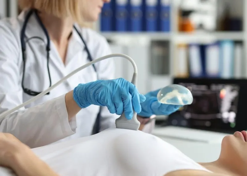 A modern, internationally accredited hospital in Istanbul where breast aesthetics procedures are performed.