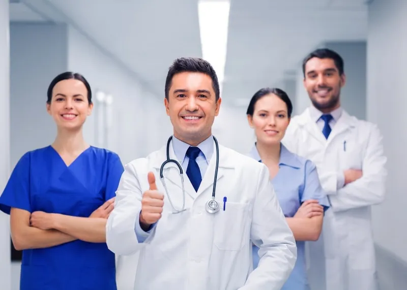 International patient consulting a doctor abroad, part of the fast-growing global medical tourism market