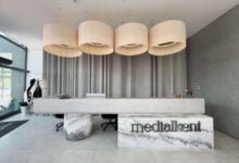 medialkent aesthetic clinic istanbul hair transplant dentist aesthetics botox hospital entrance